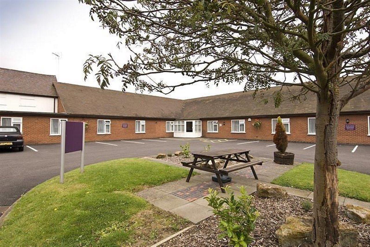 Premier Inn Coventry East Exteriör bild
