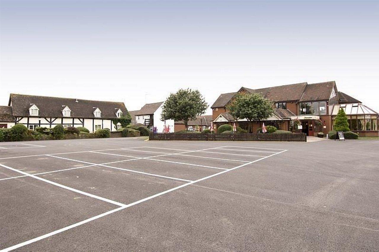 Premier Inn Coventry East Exteriör bild